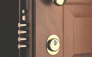 Fabbro apertura porte Castellanza